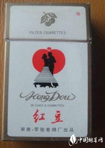 国外烟囱要求高度(国外烟囱房子)